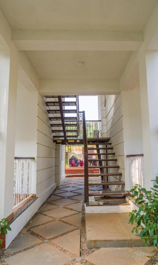 Marine Studios By Le Pension Stays Marmagao Esterno foto