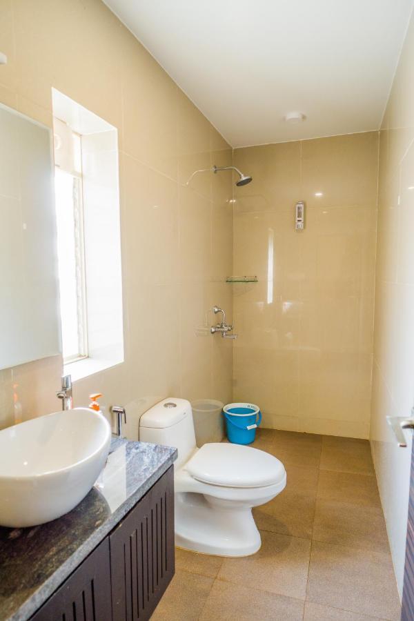 Marine Studios By Le Pension Stays Marmagao Esterno foto